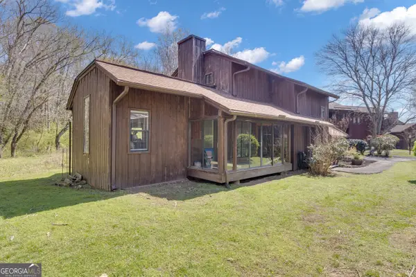 36 Fairway Lane, Peachtree City, GA 30269