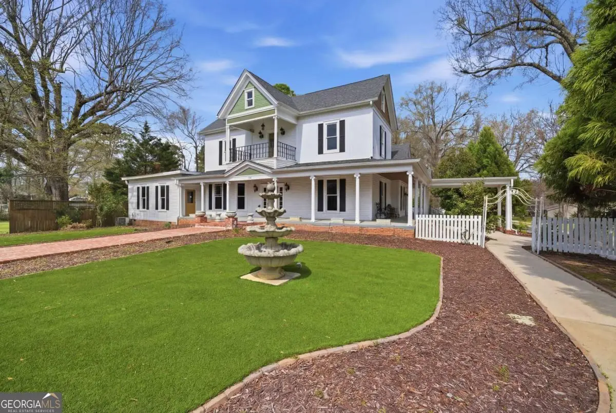 108 King Street, Adairsville, GA 30103 - #1