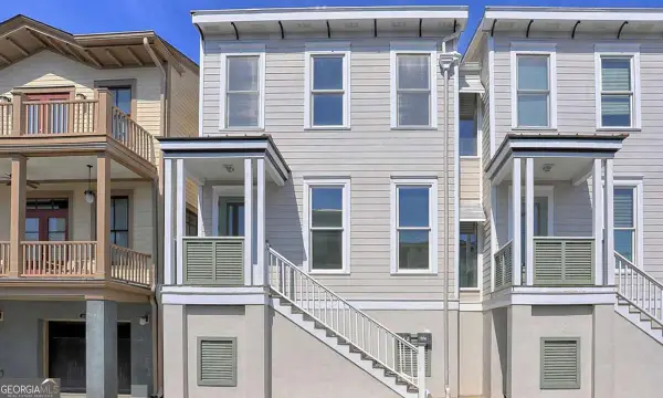 302 Lorch Street #204, Savannah, GA 31404