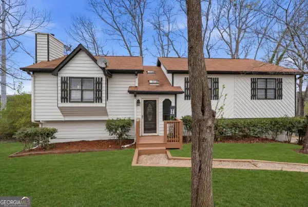 5720 Deerfield Place Nw, Kennesaw, GA 30144