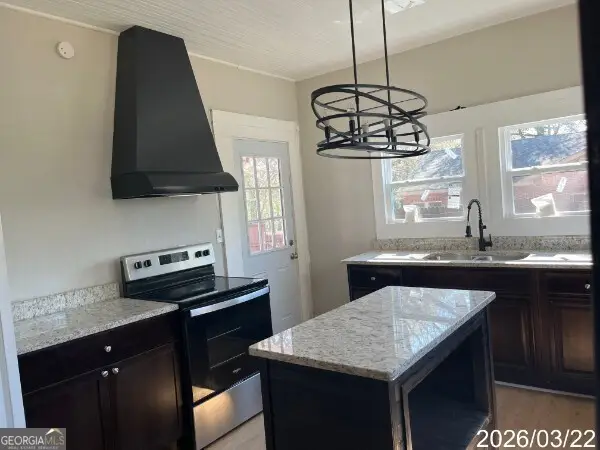 41 Norwood Avenue, Toccoa, GA 30577 - #2