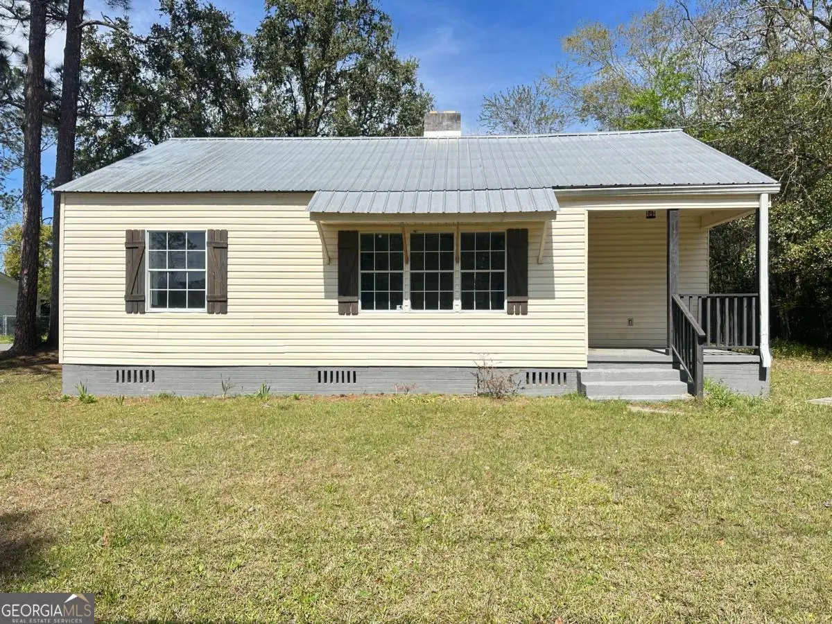 11 Pendleton Street, Baxley, GA 31513 - #1