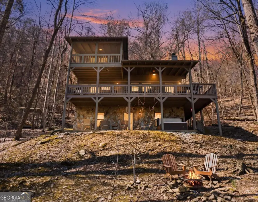 304 Ridge Circle, Blue Ridge, GA 30513 - #2