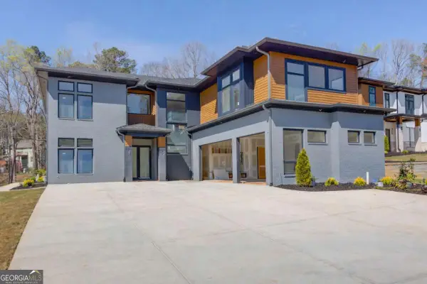 806 Riverside Road, Sugar Hill, GA 30518