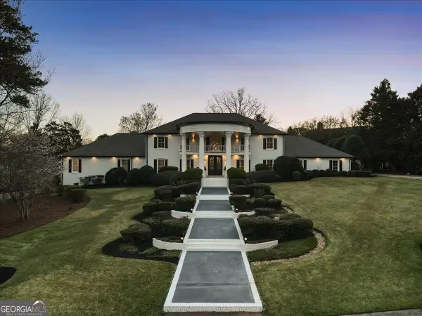 205 Slaton Circle, Roswell, GA 30075