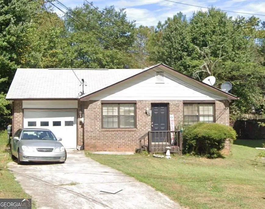 2051 Kimber Trail, Stone Mountain, GA 30088 - #1