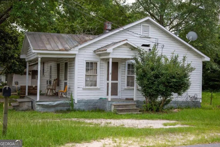 7 Burke Street, Baxley, GA 31513 - #2