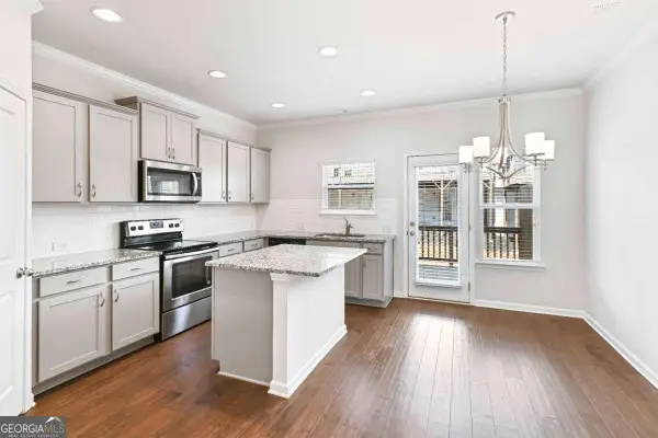 1736 Liberty Parkway Nw, Atlanta, GA 30318