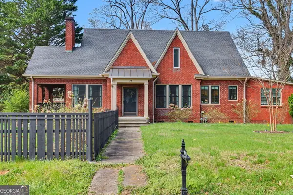 33 Maple Street, Clayton, GA 30525