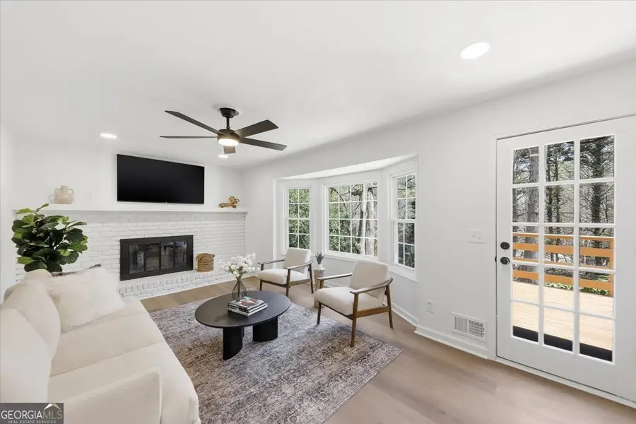 564 Deer Run Sw, Lilburn, GA 30047 - #3