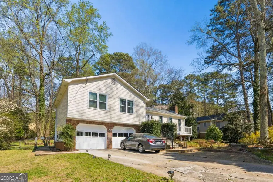 254 Devant Place Sw, Lilburn, GA 30047 - #2