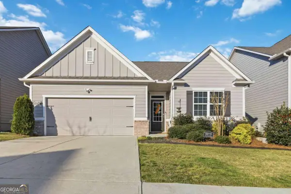 6919 Woodtrail Run, Flowery Branch, GA 30542