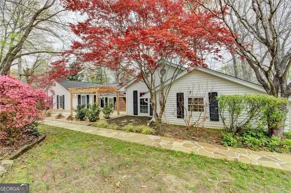 5000 Redcliff Court, Atlanta, GA 30338