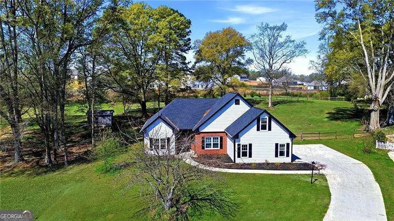 370 Olde Wick Trail, Hoschton, GA 30548 - #2