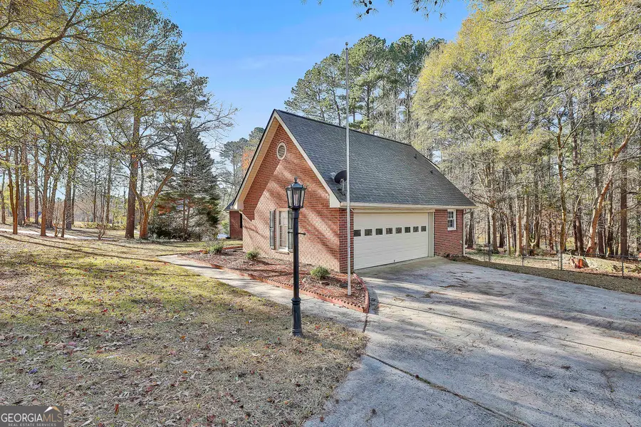 190 Willow Lake Lane, Sharpsburg, GA 30277 - #3