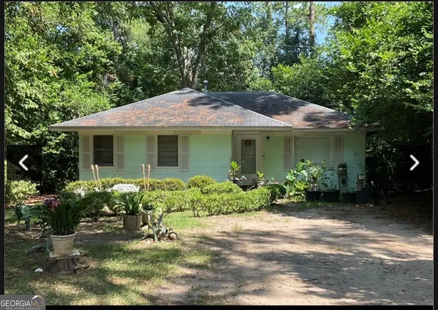 915 W Tift Avenue, Albany, GA 31701 - #2