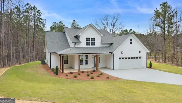 764 Everett Springs Road Ne, Calhoun, GA 30701