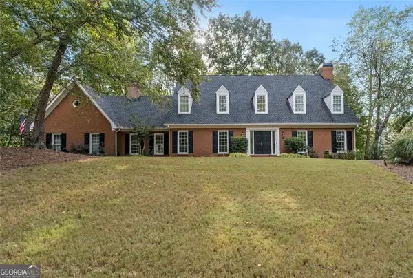 8705 River Bluff Lane, Roswell, GA 30076