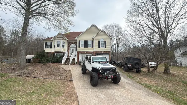 15 Indian Valley Way, Rydal, GA 30171