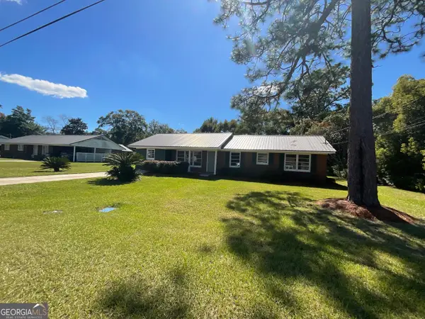 195 Hollywood Avenue, Jesup, GA 31545