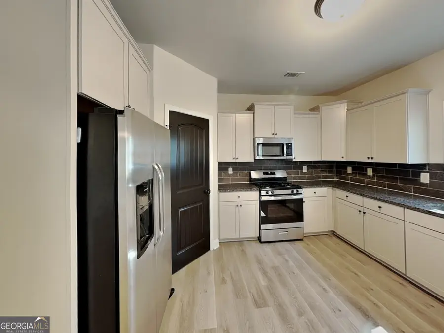 3160 Sparrow Creek Drive, Loganville, GA 30052 - #3