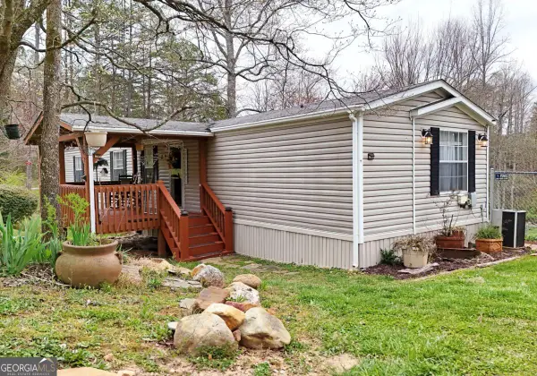 138 Paradise Lane, Blairsville, GA 30512