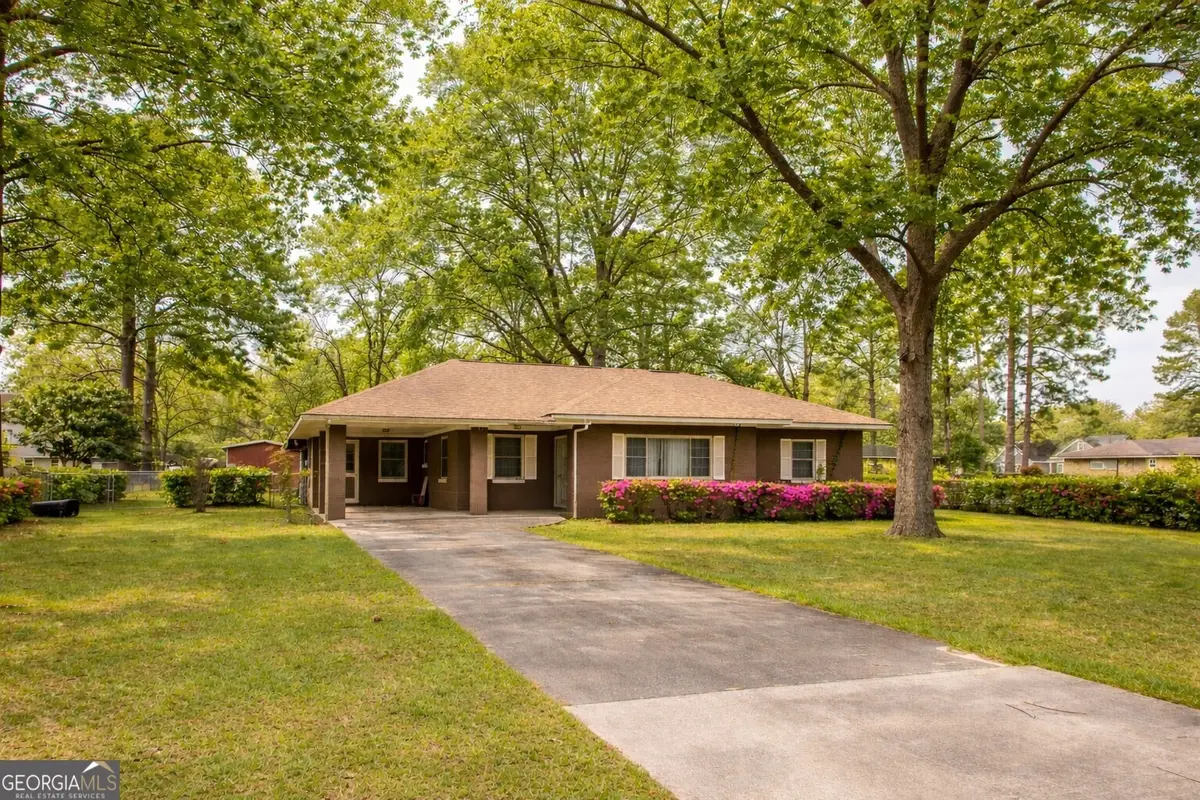 1917 Gilchrist Avenue, Waycross, GA 31503 - #1