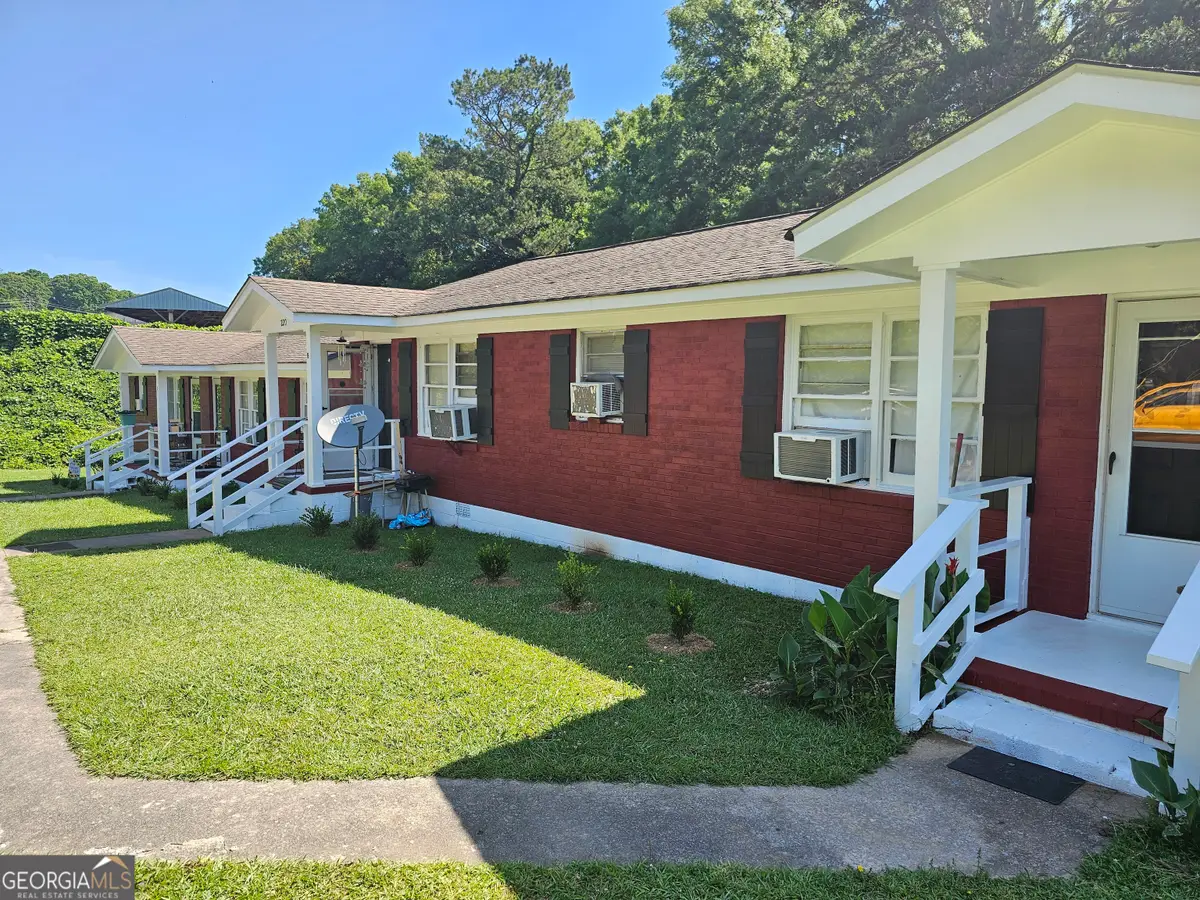 220 Greenbriar Drive, Cedartown, GA 30125 - #1