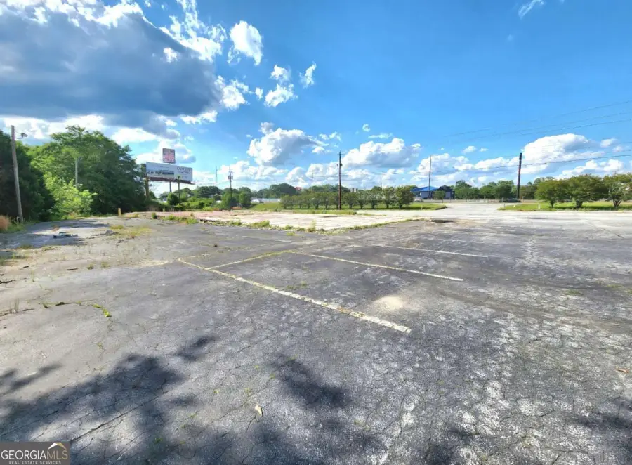 1081 Iris Drive Se, Conyers, GA 30094 - #2