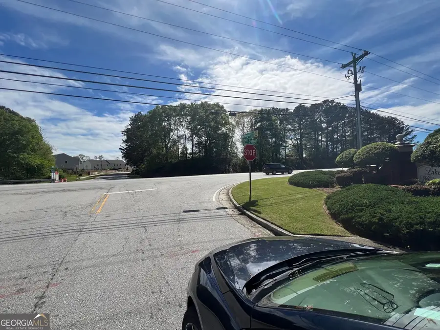 613 Midway Road, Loganville, GA 30052 - #2