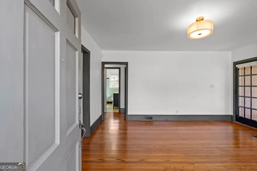 1610 Brewer Boulevard Sw, Atlanta, GA 30310 - #2