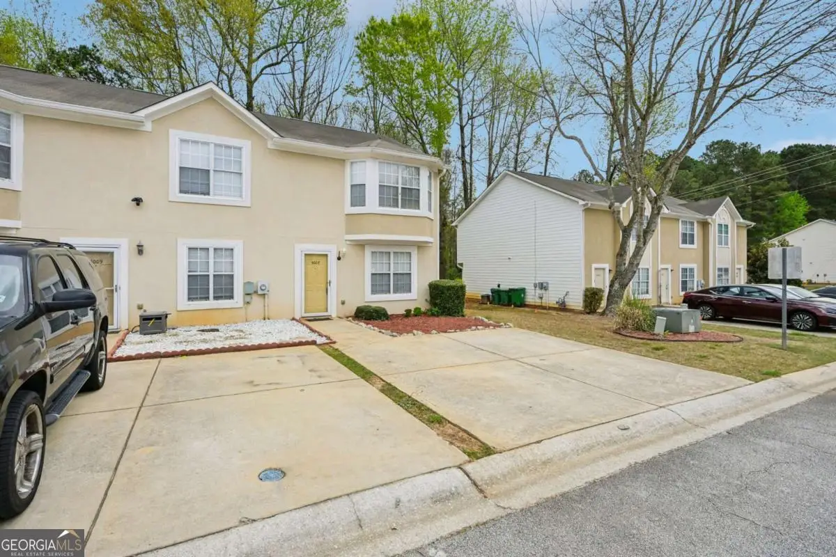 5007 Chupp Way Circle, Lithonia, GA 30038 - #1
