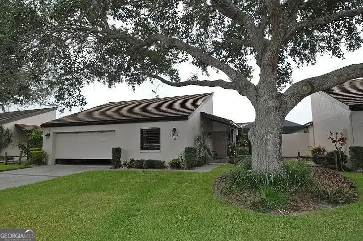 3752 Glen Oaks Manor Drive, Sarasota, FL 34232 - #1