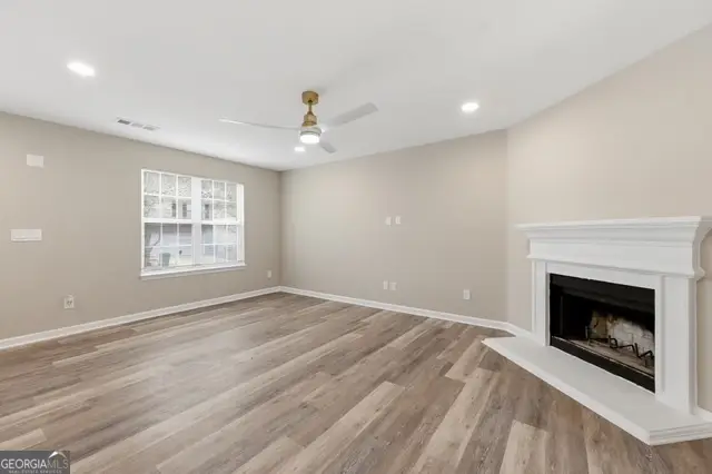 4273 Chestnut Lake Avenue, Lithonia, GA 30038 - #3