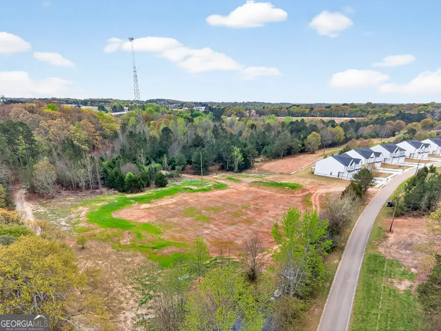 696 530 Madison Street, Commerce, GA 30529 - #2