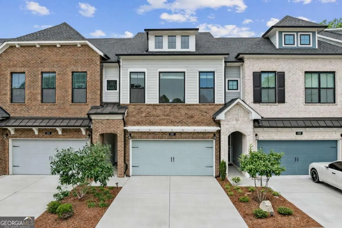 240 Walker Avenue, Roswell, GA 30076 - #1