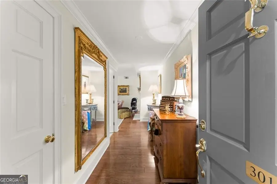 2734 Peachtree Road Nw #C301, Atlanta, GA 30305 - #2