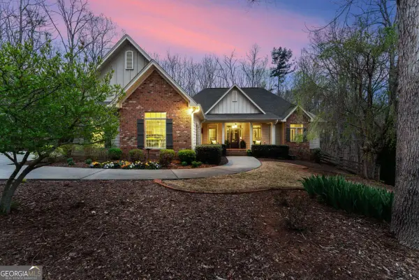 167 Early Red Pippin, Clarkesville, GA 30523