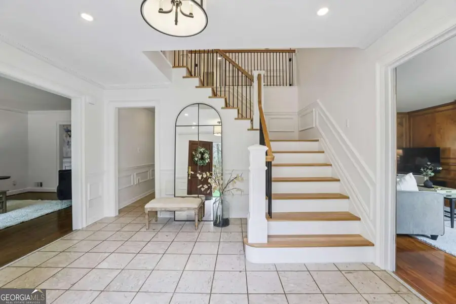 8025 River Circle, Sandy Springs, GA 30350 - #2