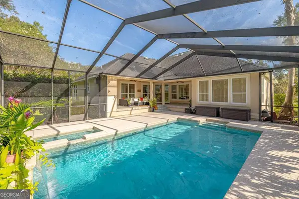 371 Oak Grove Island Drive, Brunswick, GA 31523