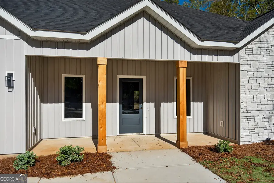 3060 15th Sw, Lanett, AL 36863 - #3