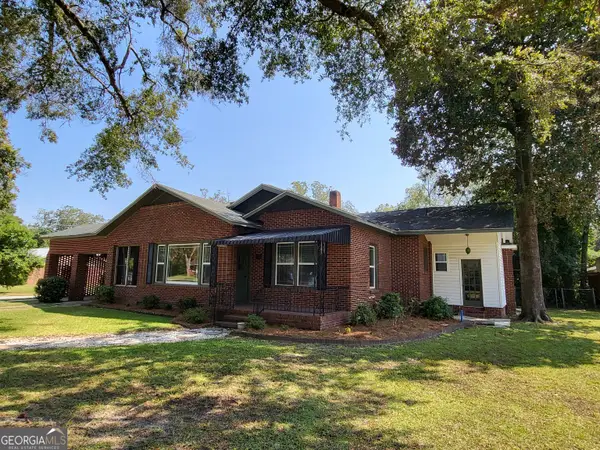 210 Parker Avenue N, Brooklet, GA 30415