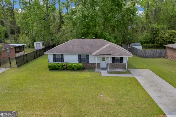 202 Sequoia Circle, Hinesville, GA 31313