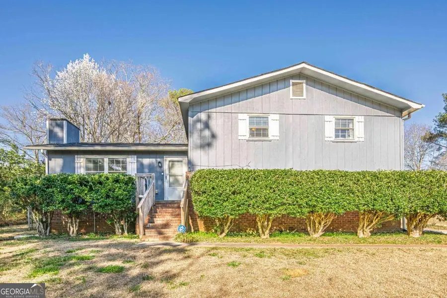 3006 Deshong Drive, Stone Mountain, GA 30087 - #2