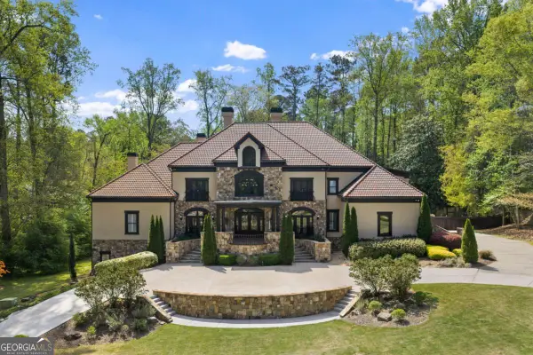 820 Heards Ferry Road, Atlanta, GA 30328