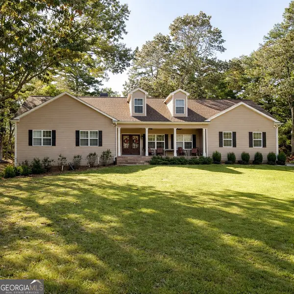 1023 Echo Valley Court, Loganville, GA 30052