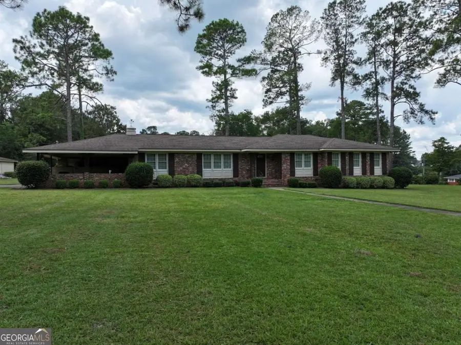 16 Woodlawn Drive, Blakely, GA 39823 - #2