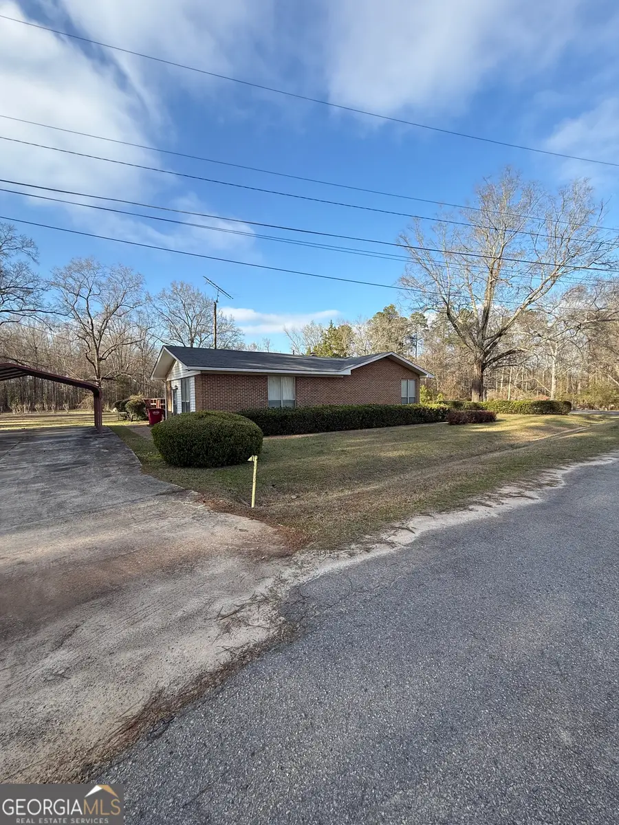 530 E Church Street, Sandersville, GA 31082 - #2