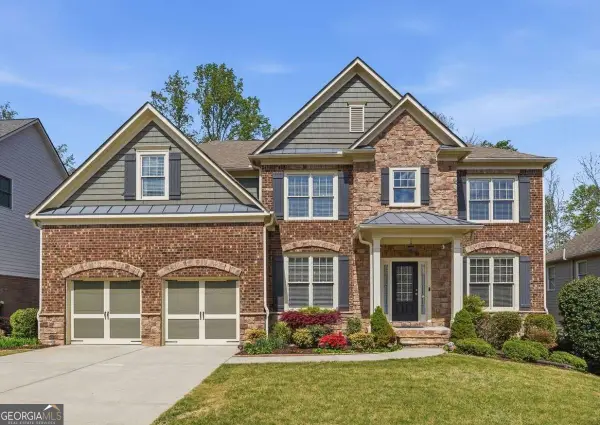 7425 Whistling Duck Way, Flowery Branch, GA 30542