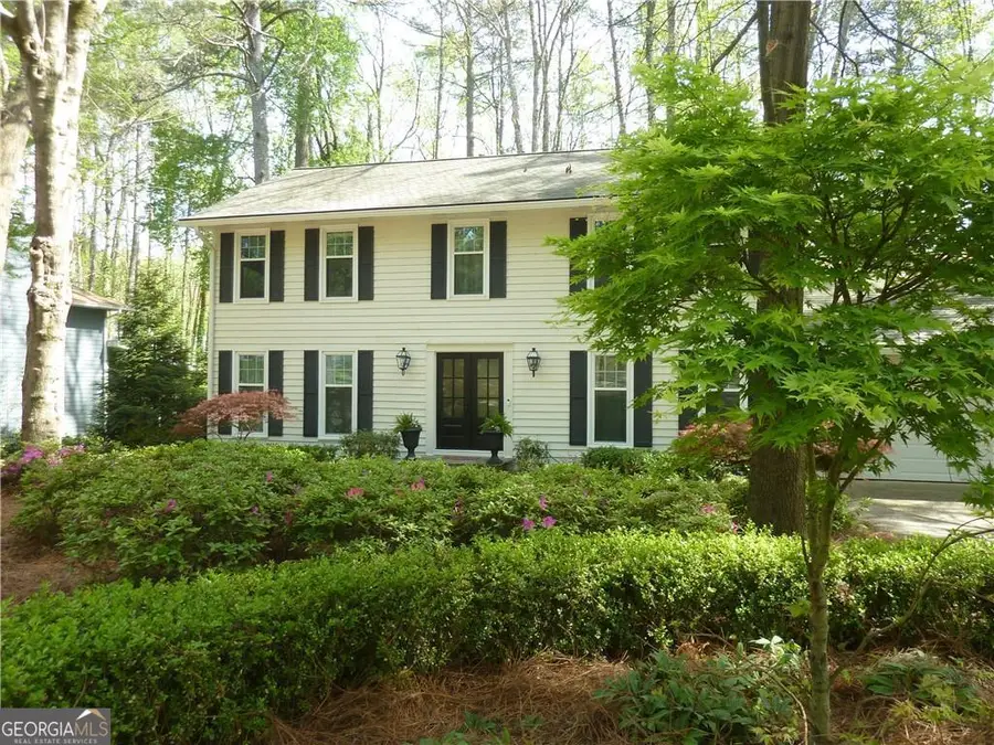 615 Lake Forest Court, Roswell, GA 30076 - #3